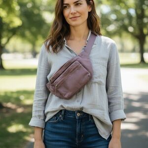 Athleta Dusty Mauve Crossbody Belt Bag